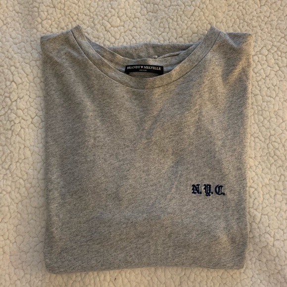 Brandy Melville Tops - Brandy Melville nyc top